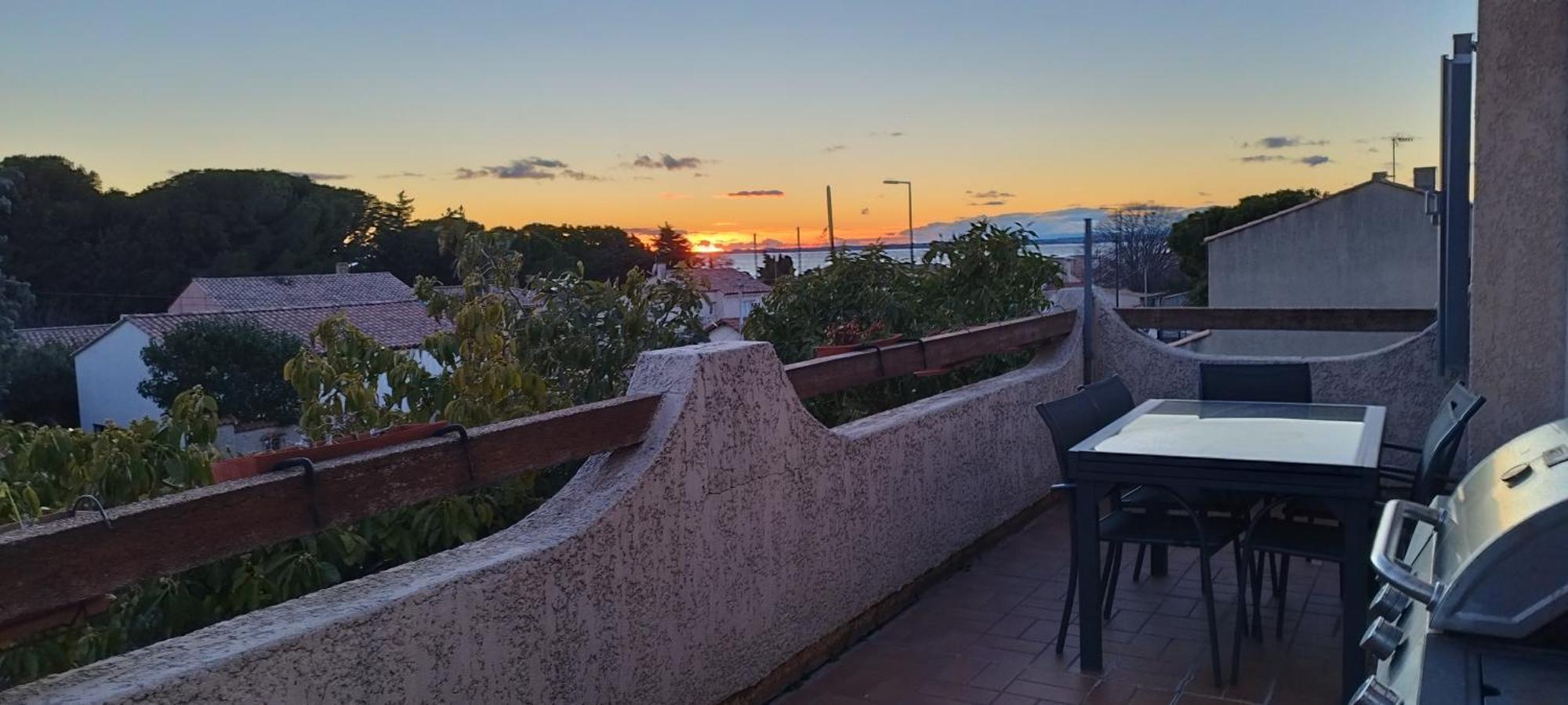 Appartement T3 Spacieux Avec Vue Sur L'Etang De Thau Au 1Er Etage D'Une Villa - Entree Independante Sète Kültér fotó